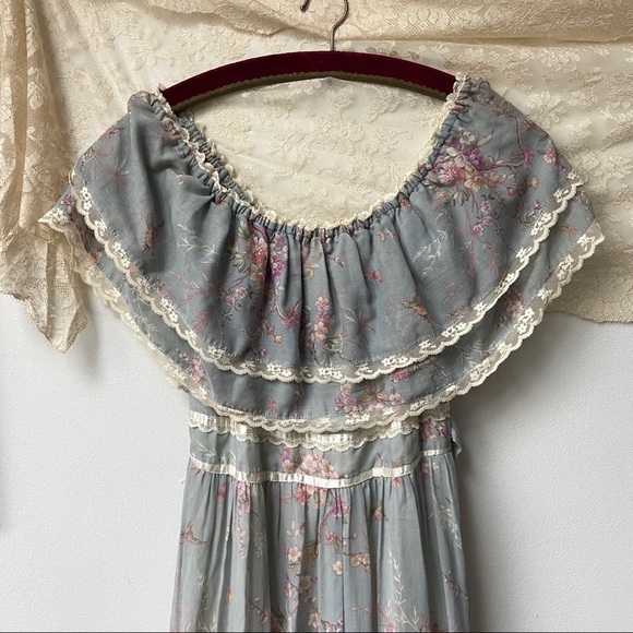 Gunne Sax • 1970’s Prairie Maxi Dress - Picture 3 of 16